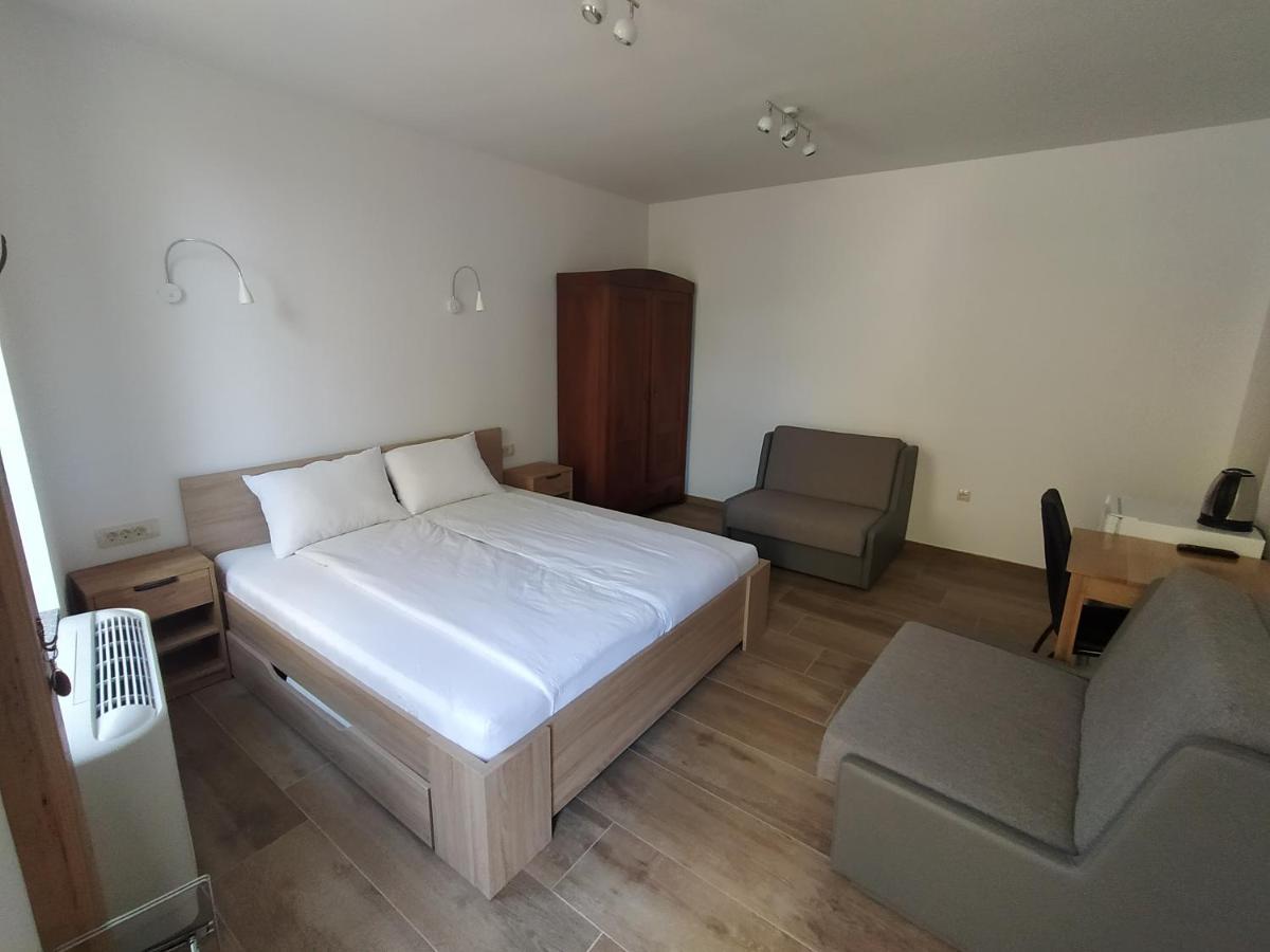Apartmaji Maln Dolenjske Toplice Eksteriør billede