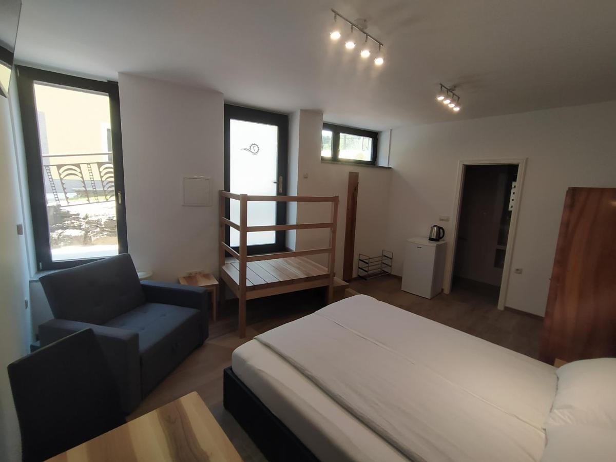 Apartmaji Maln Dolenjske Toplice Eksteriør billede